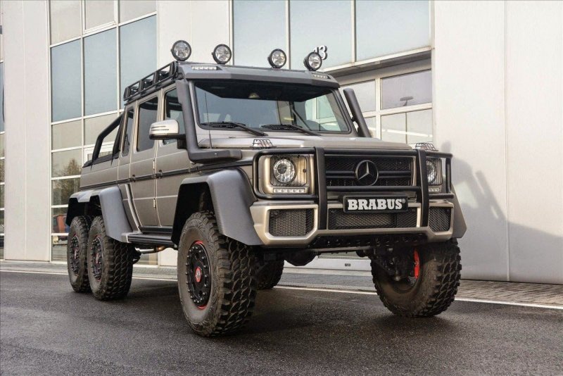 Mercedes-Benz Brabus g700 6x6