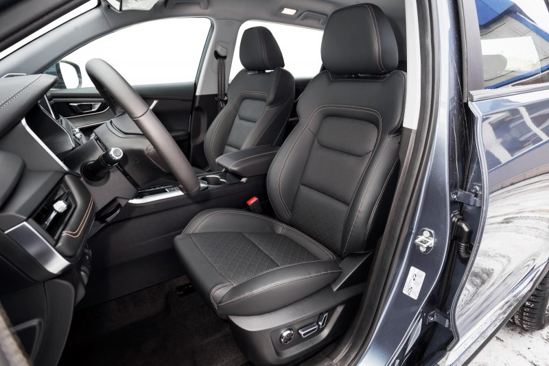 Автомобиль чери Тигго 8