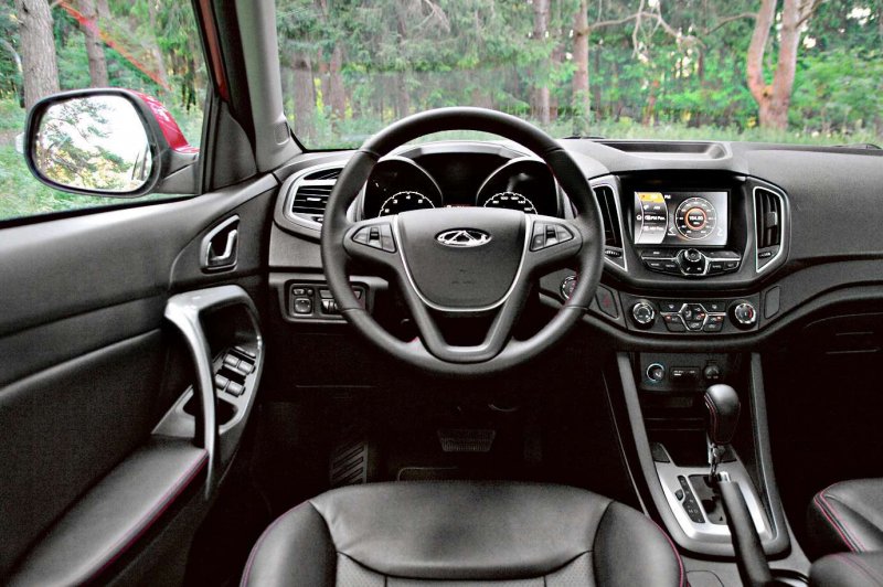 Чери Тигго 3 салон