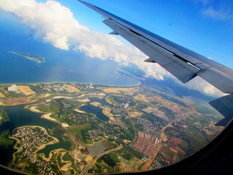 Вид с самолета на землю