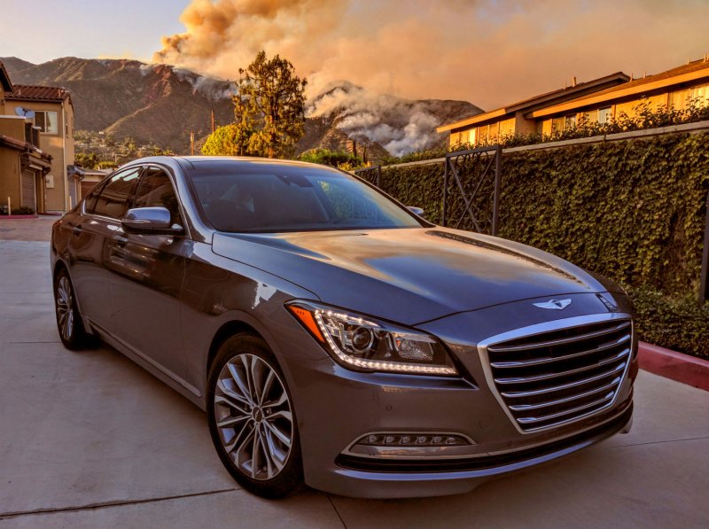 Hyundai Genesis 2015