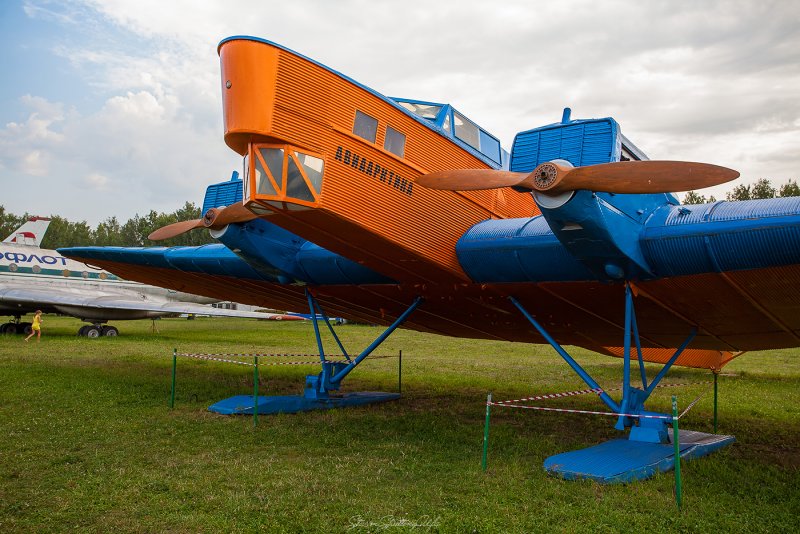 Тб1 бомбардировщик Туполева