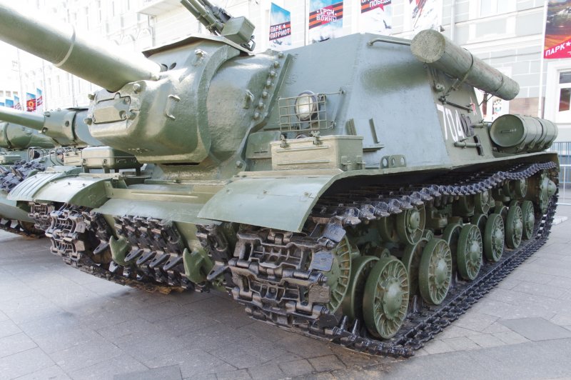 ИСУ-152 самоходная Артиллерийская