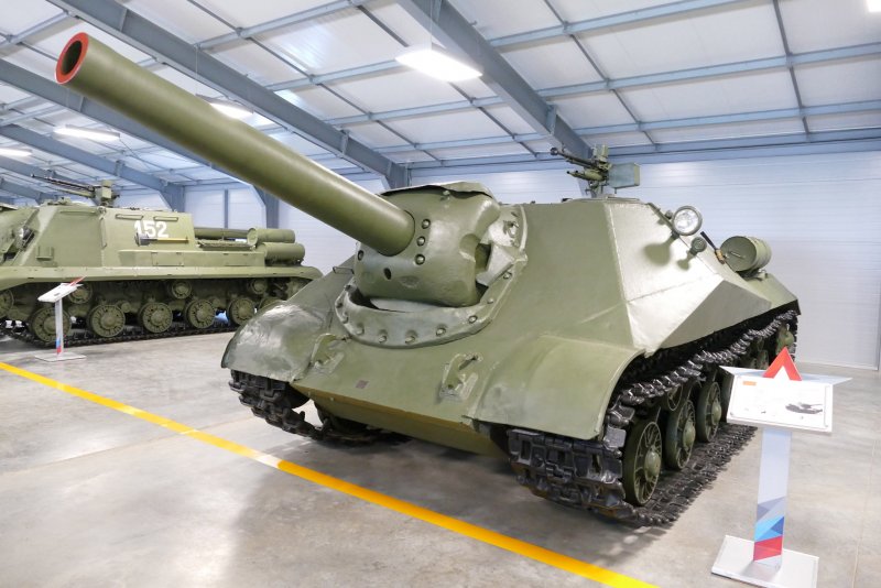 ИСУ 152 обр 1945