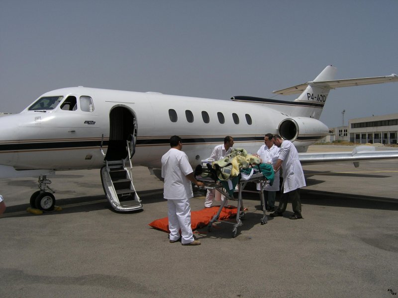 Медицинский самолет