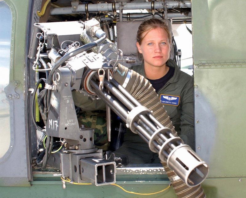 Бортстрелок профессия