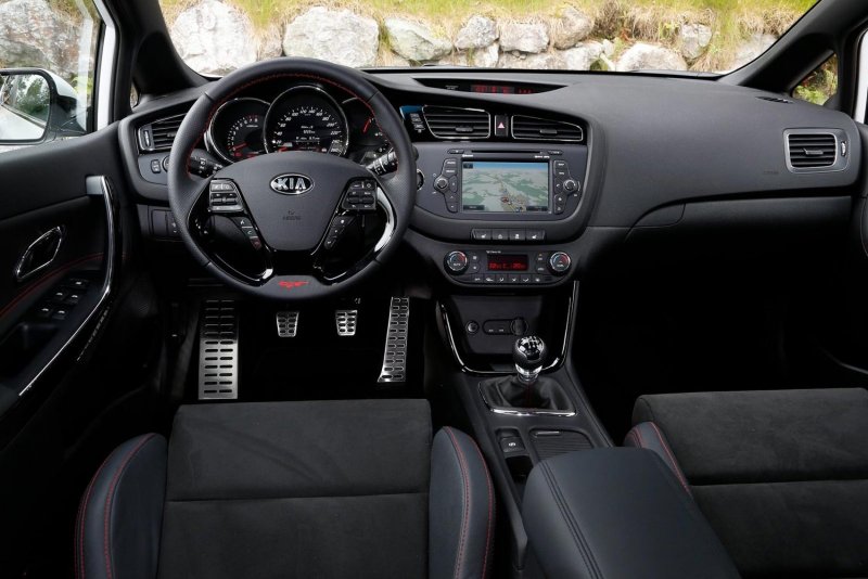 Kia Ceed gt 2015 салон