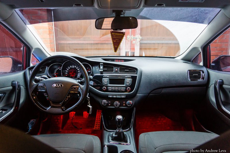 Kia Ceed JD 2016 салон