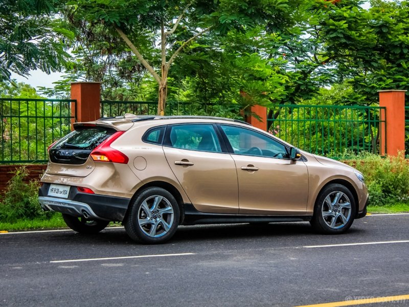 Вольво v40 Cross Country