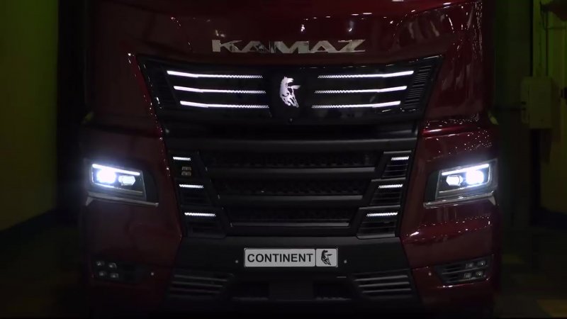 КАМАЗ 54907 В кабине