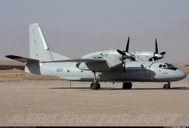 Antonov an-32a