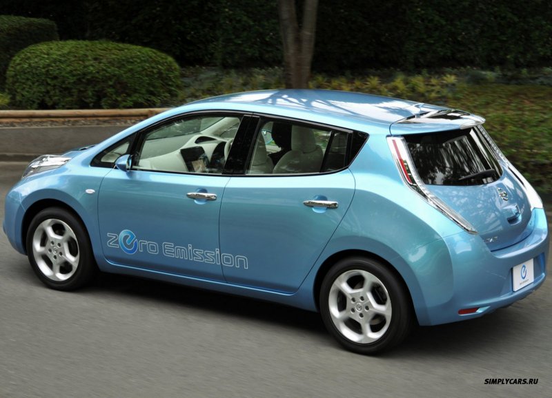 Nissan Leaf 2010