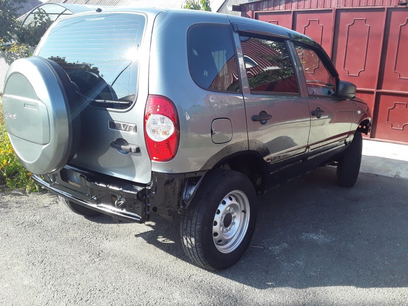 Обвес на ниву Шевроле Бертоне