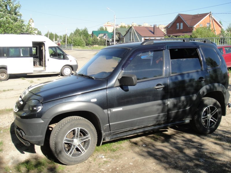 Обвес на ниву Шевроле Бертоне