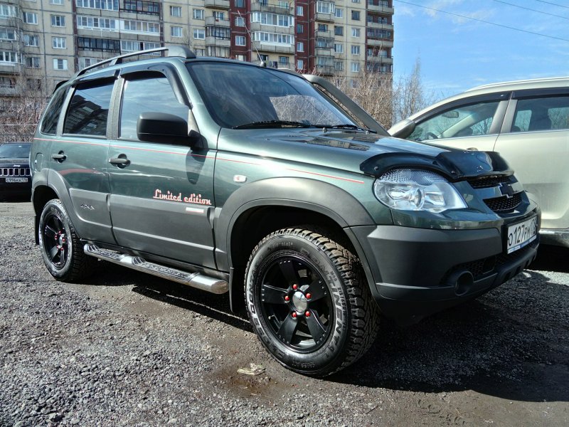 Обвес на ниву Шевроле Бертоне