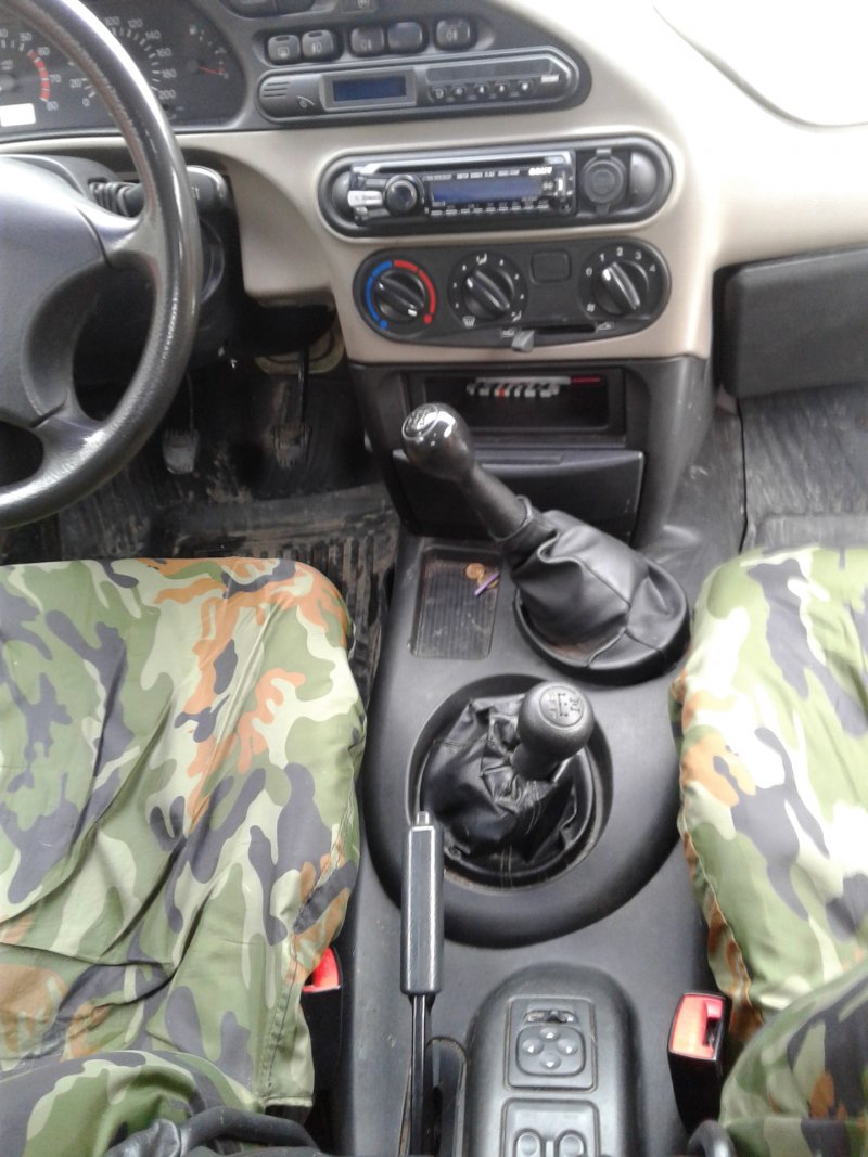 Нива Шевроле Бертоне 2005