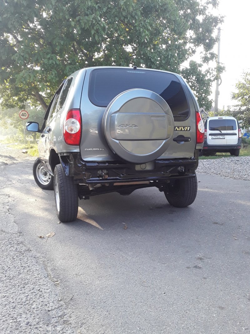 Нива Шевроле переделка