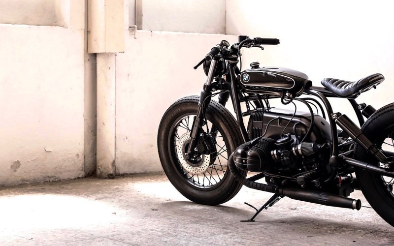 BMW r18 Bobber