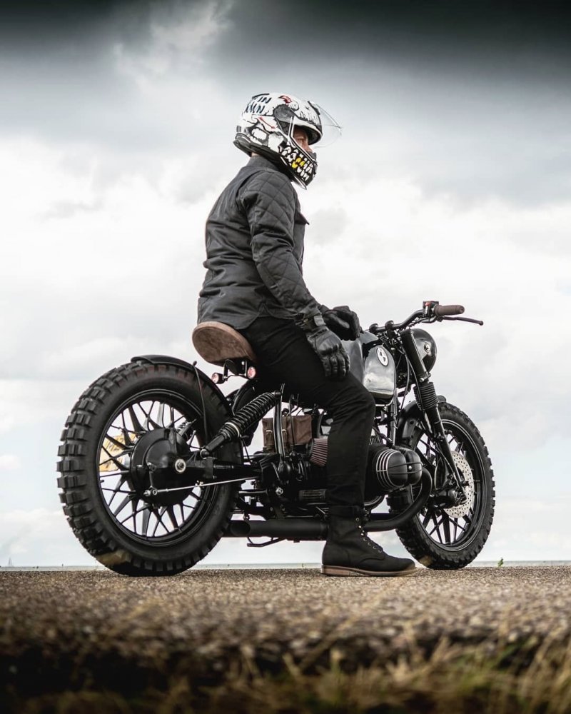 Bobber мотоцикл BMW