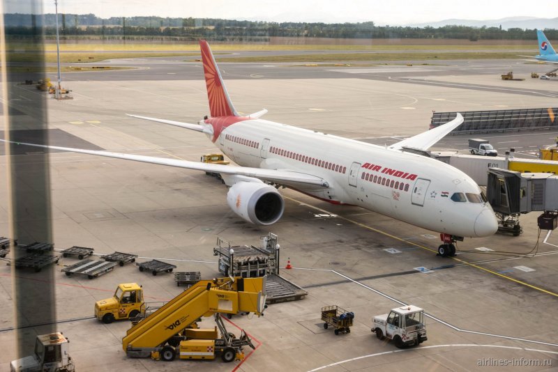 Катастрофа Saab 2000 в Стокгольме 1999