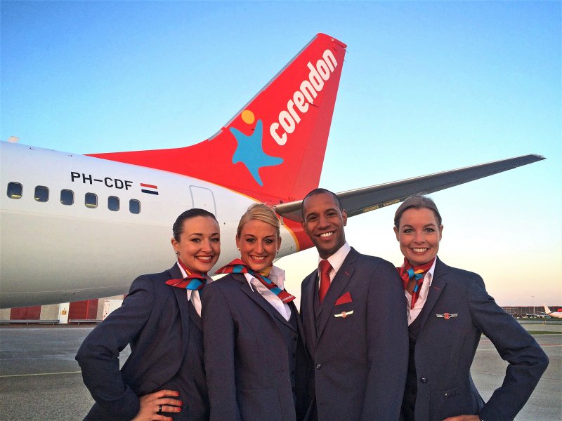 Авиакомпания Cathay Pacific Airways униформа