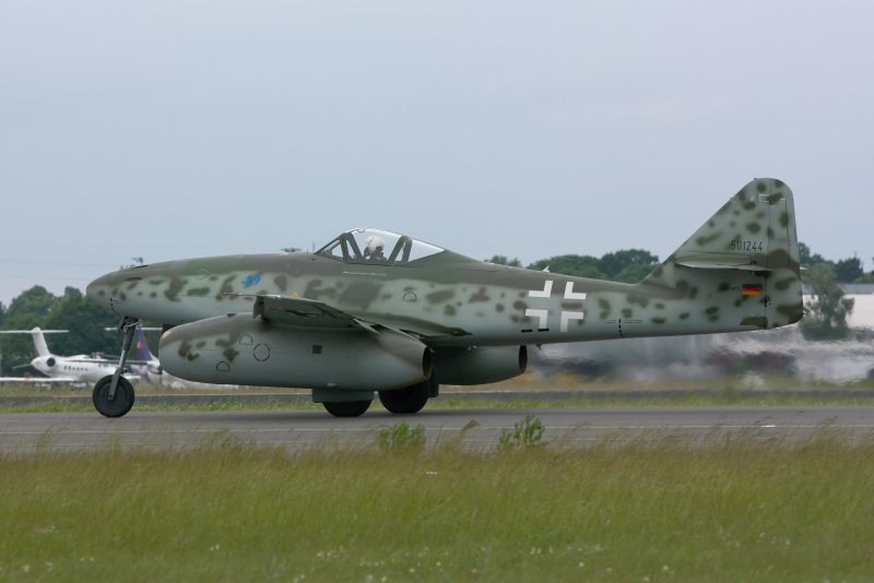 «Мессершмитт» me 323.