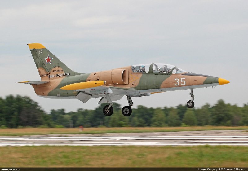 Самолет л-39 Альбатрос