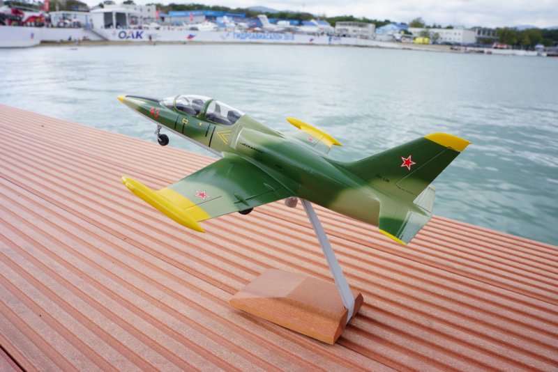 Самолет л-39 Альбатрос