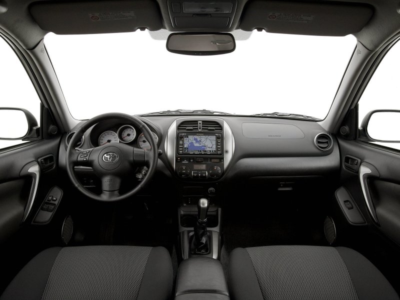 Toyota rav4 2 поколение салон