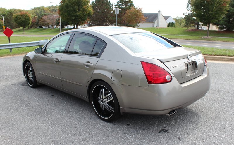 Nissan maxima 2005