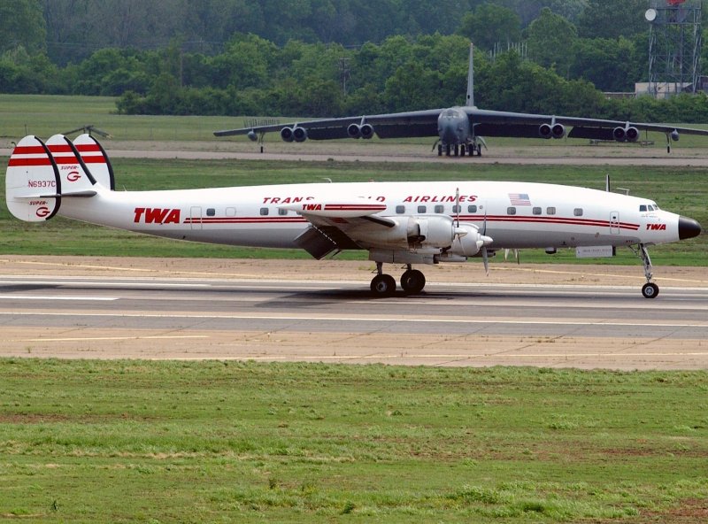 Локхид Констеллейшн самолет