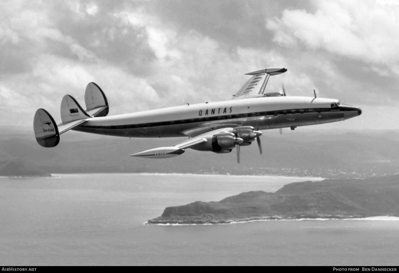 Самолет super Constellation