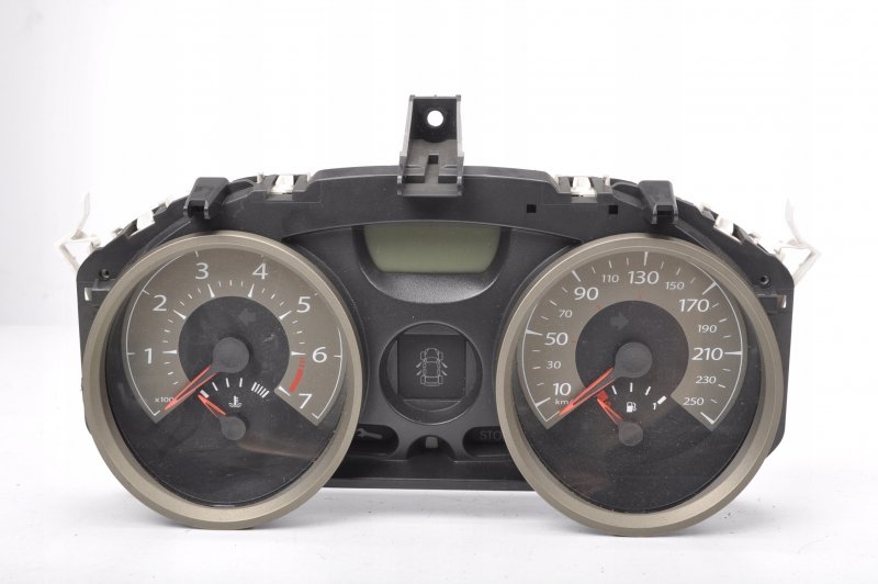 Щиток приборов Логан 1