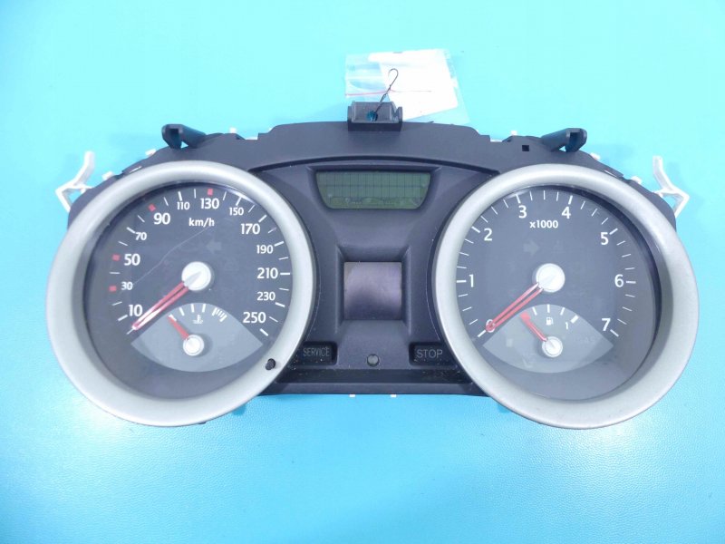 Панель приборов Рено Меган