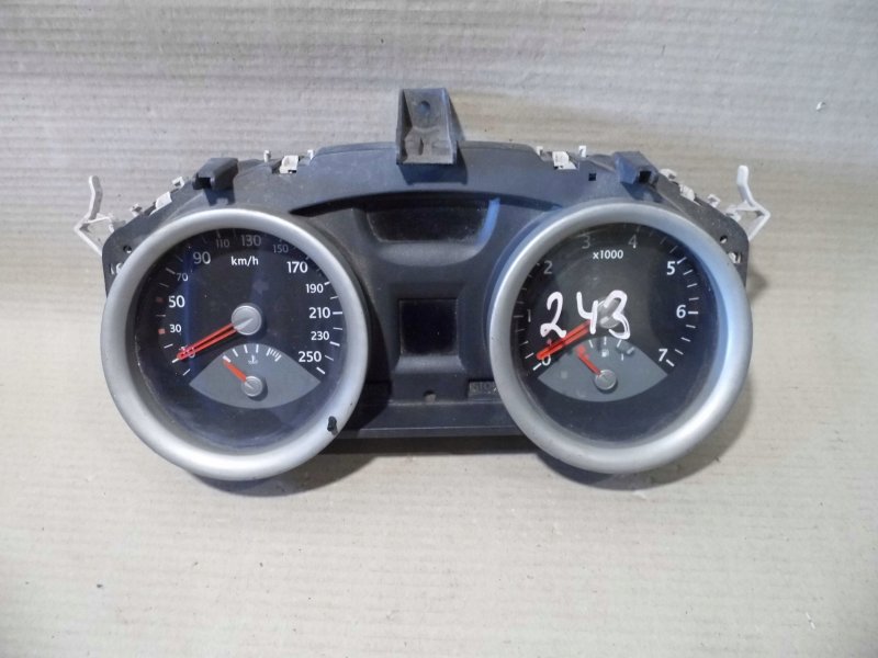 Щиток приборов Логан 1