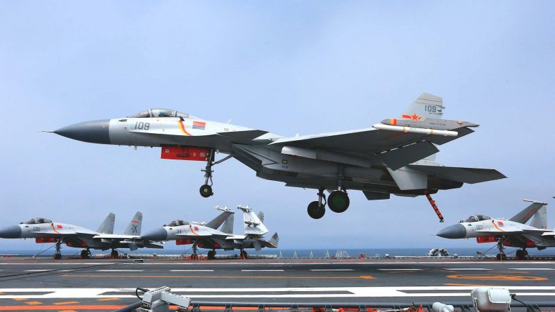 Shaanxi y-8 самолет