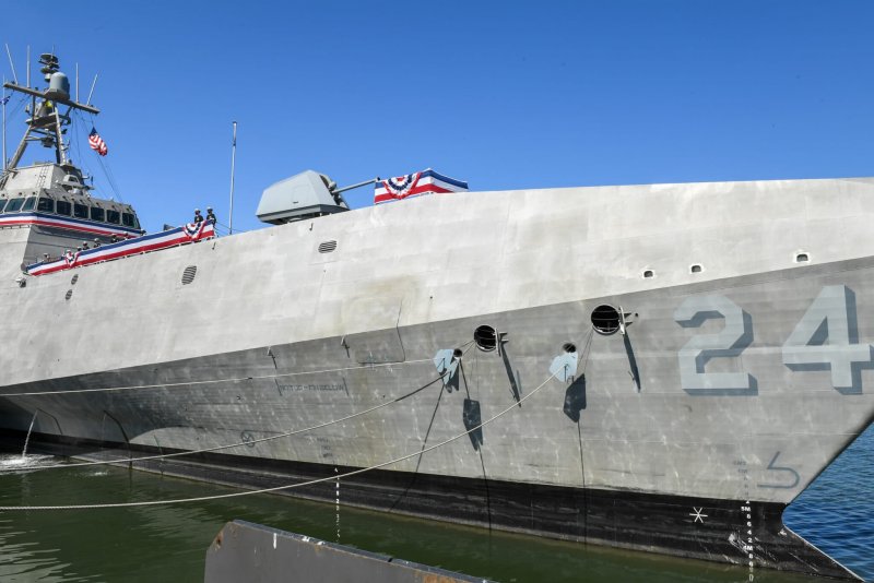 Independence class LCS Littoral Combat ship us Navy Austal