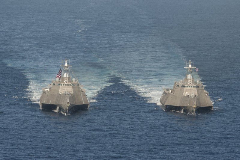 Тримаран USS Independence