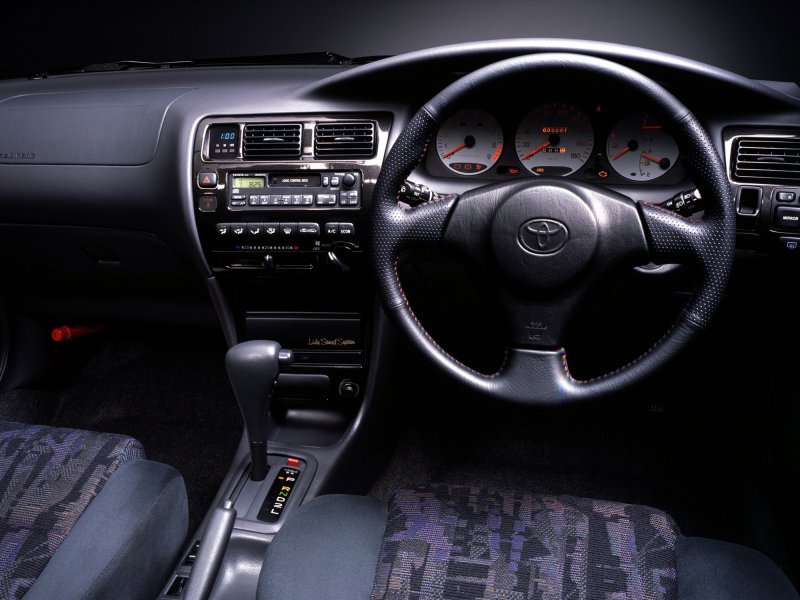 Toyota Corolla 100 салон