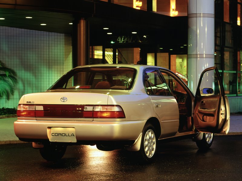 Toyota Corolla 1992 седан
