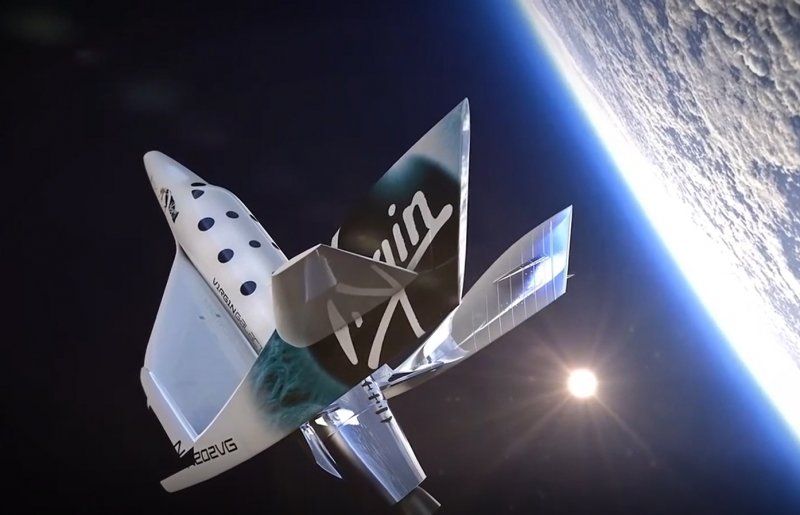 Ричард Брэнсон космический корабль