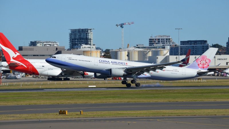 Бортпроводник China Southern Airlines