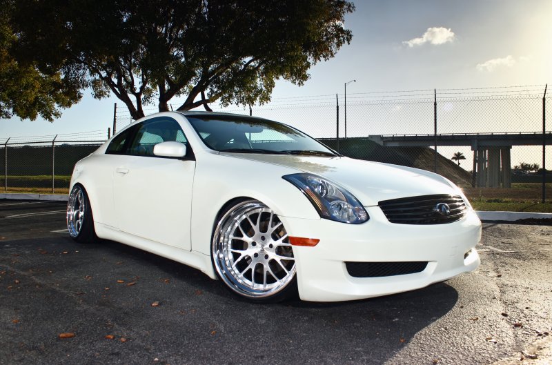 Infiniti g35 Coupe 2003