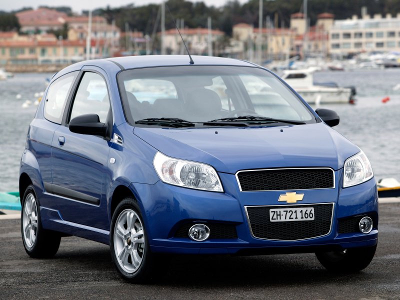 Chevrolet Aveo t200 хэтчбек