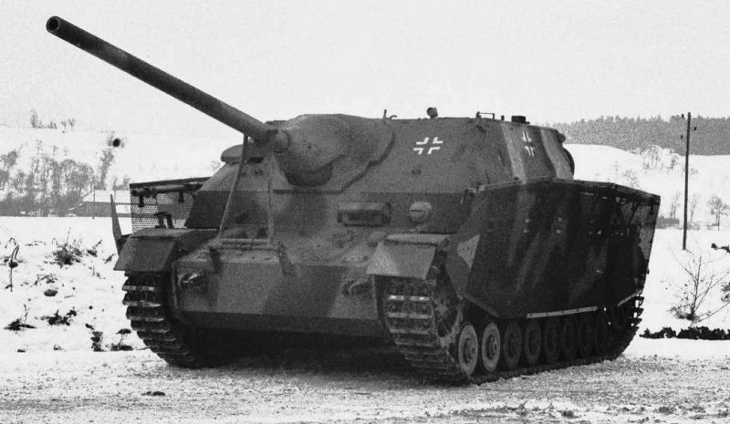 Танк-истребитель Jagdpanzer IV/48.