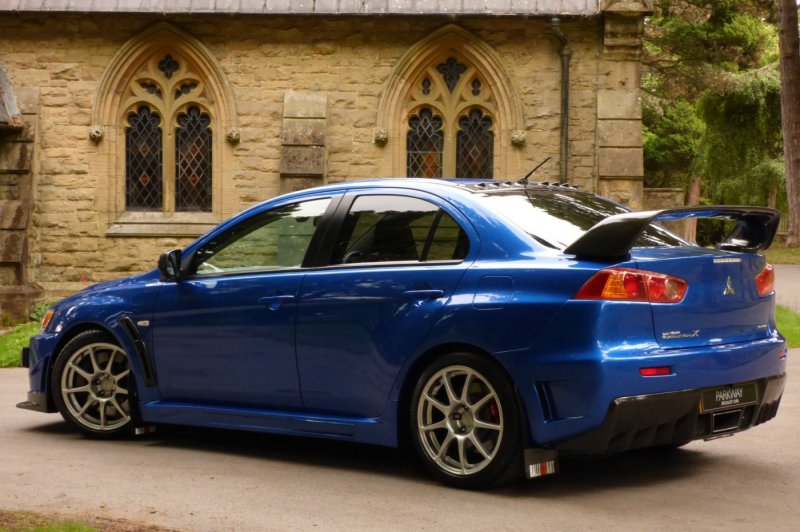 Mitsubishi Evolution 10 хэтчбек