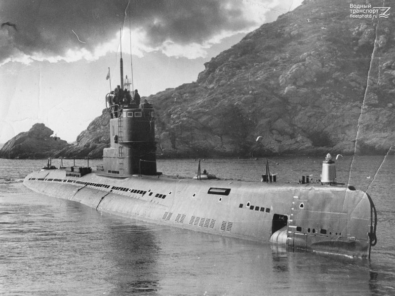Советская атомная подводная лодка «комсомолец»