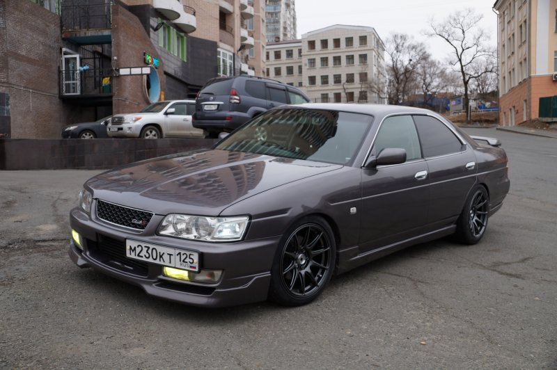 Nissan Laurel c35