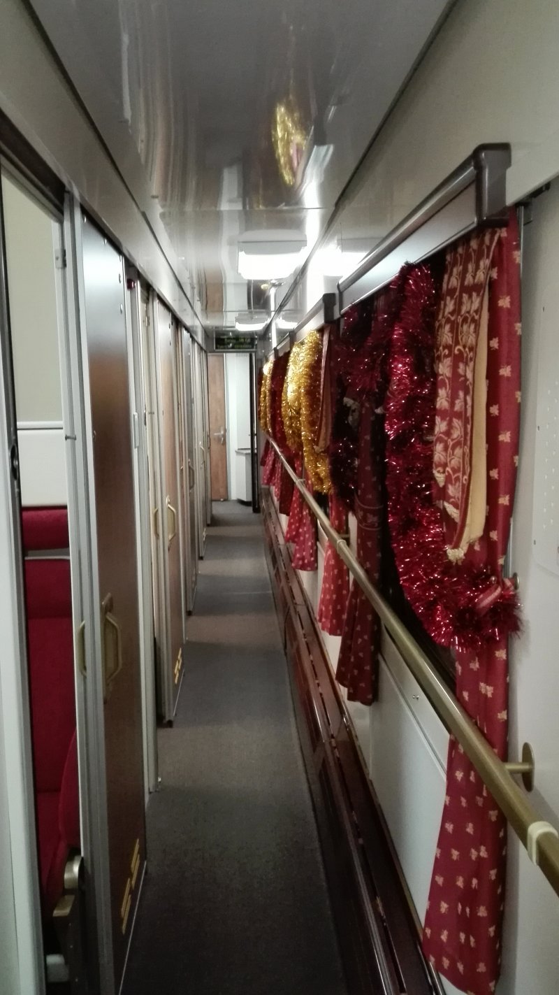 Поезд 054ч Гранд экспресс