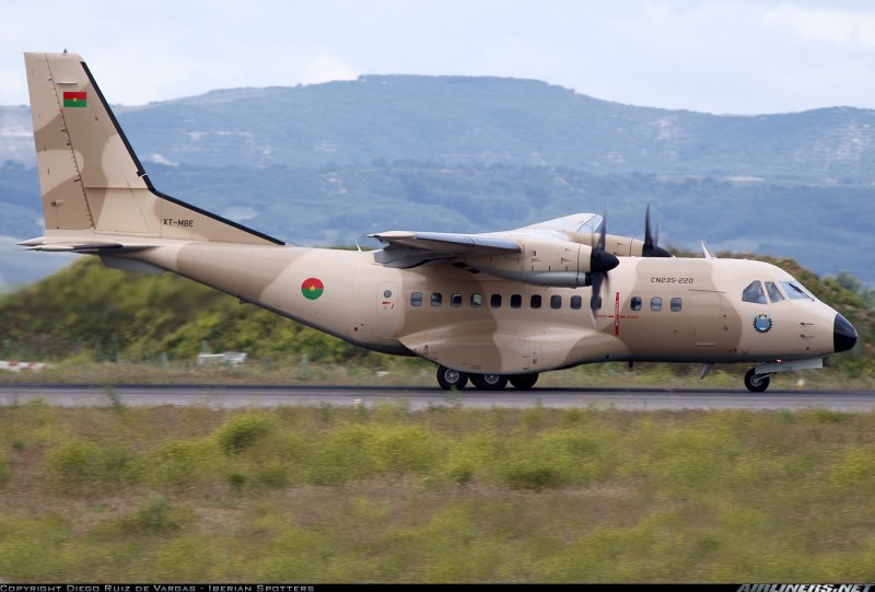 Индонезии cn235